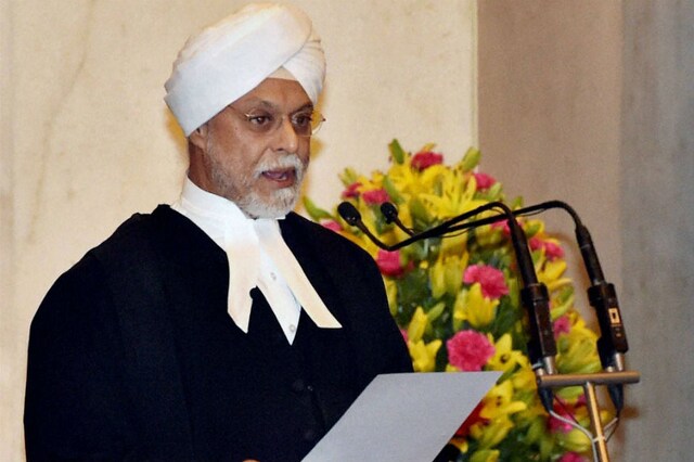 Justice JS Khehar takes oath as the new Chief Justice of India at a ceremony in Rashtrapati Bhavan on January 4. (PTI Photo)