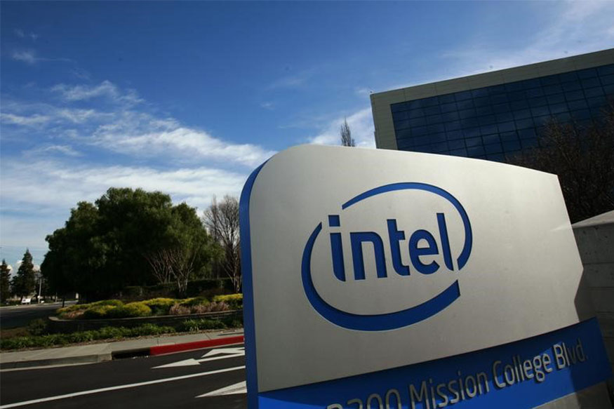 Intel Unveils Artificial Intelligence- Focused Movidius VPU Chip - News18