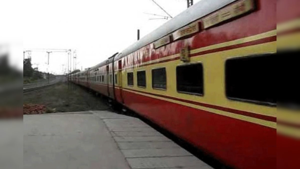 India's First Rajdhani Express Turns 50, Passengers Pampered
