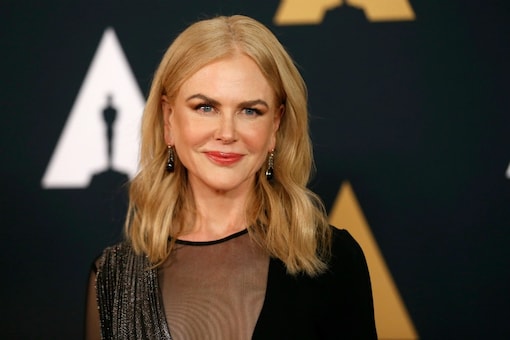 Nicole Kidman Explains Seal Clapping Technique At Oscars 2017 - News18