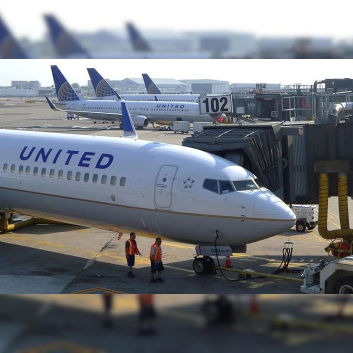 United Airlines Staff Drags Passenger From Overbooked Flight