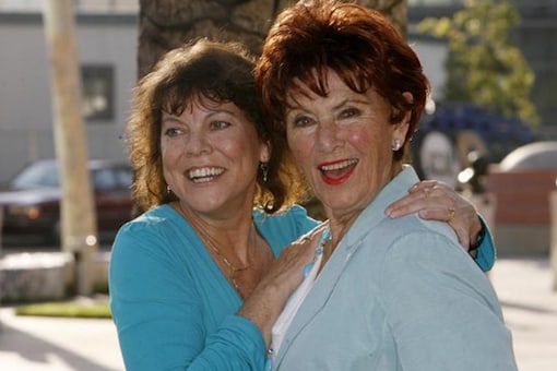 Actresses Erin Moran (L) and Marion Ross from Happy Days arrive at an event. (Image: Reuters Pictures)