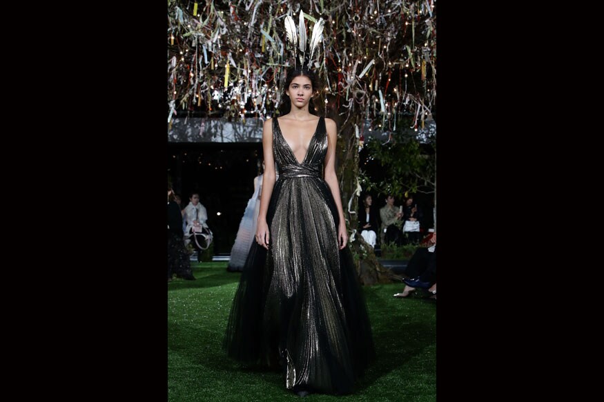 Dior - 2017 Spring/Summer Haute Couture Collection Show - News18