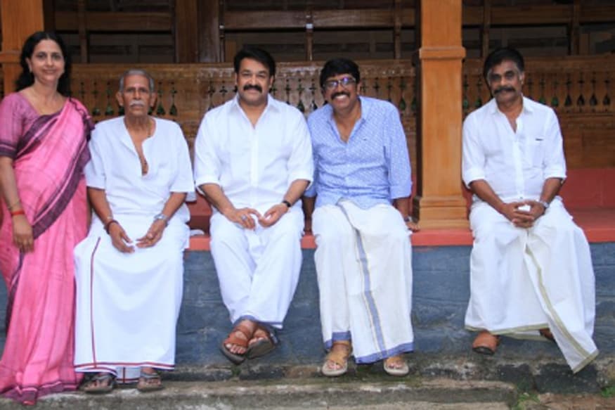 Mohanlal Revisits Ancestral Home After Three Decades, Gets Nostalgic