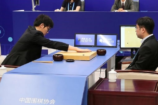 Chinese Go player Ke Jie puts a stone against Google's artificial intelligence program AlphaGo during their first match at the Future of Go Summit in Wuzhen, Zhejiang province, China May 23, 2017. 
(Image: REUTERS/Stringer)