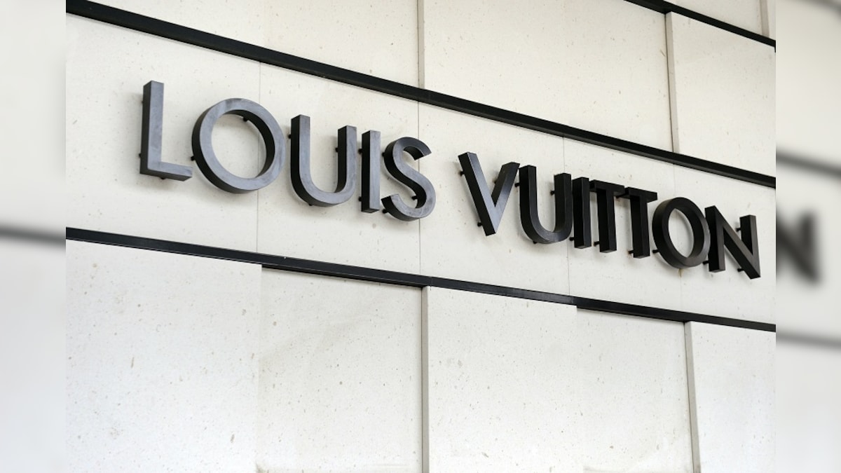 Louis Vuitton, Mark Jacobs And Other LVMH Brands' E-Commerce