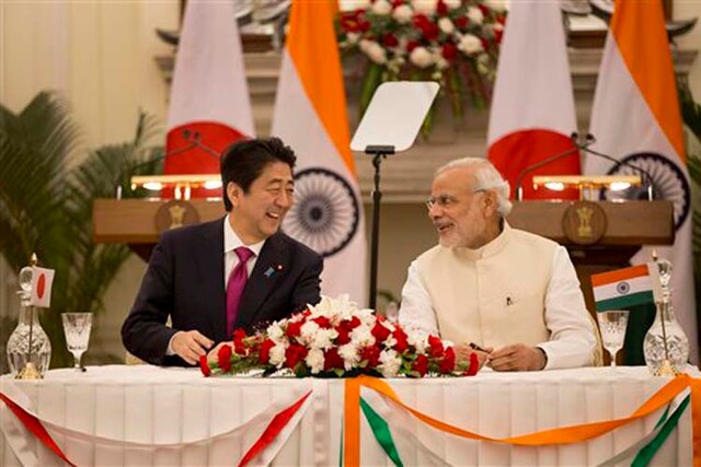 Prime Minister Narendra Modi with Japanese counterpart Shinzo Abe (File photo/AP Photo)