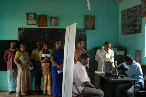 A two-judge bench led by Justice A M Khanwilkar said that the court would not want to deal with the issue in piecemeal and would examine all applications against Aadhaar on June 27. (Getty)