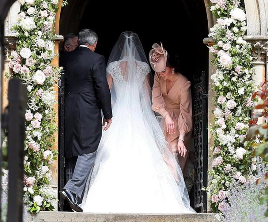Kate Middleton Plays The Perfect Sister At Pippa's Wedding; See Pics ...