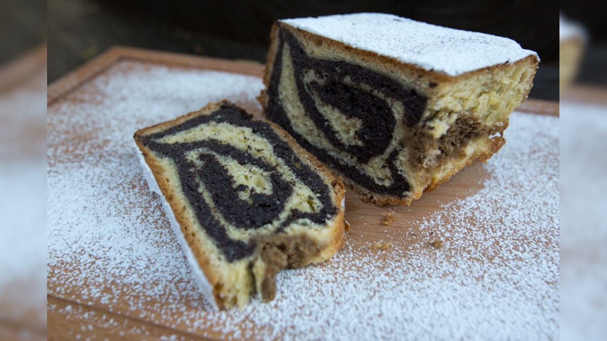 Potica Traditional Slovenian Dish Hits Headline Thanks to Melania