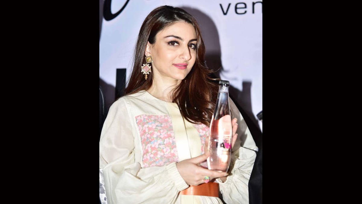 Soha Ali Khan: I Would Like My Daughter to Go to the Oxford University ...