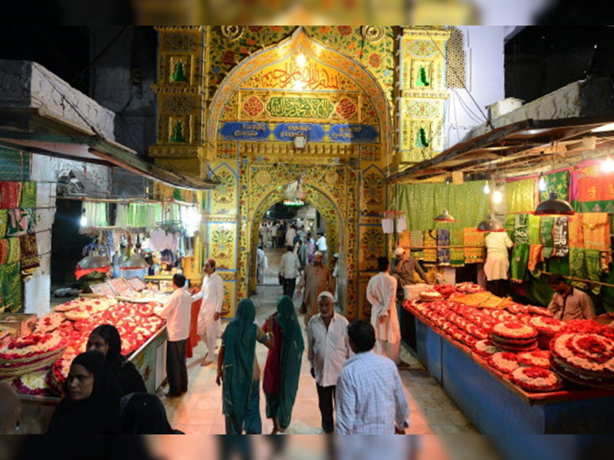 Behind Fatwa Against Ajmer Dargah Chief, Power Tiff Between 2 Brothers Behind Fatwa Against Ajmer Dargah Chief, Power Tiff Between 2 Brothers