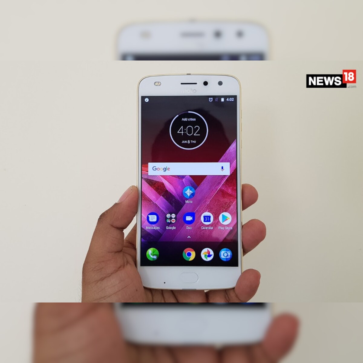 Motorola Moto Z2 Play Review [With Video]: With Moto Mods, It's the Real  Flagship Killer