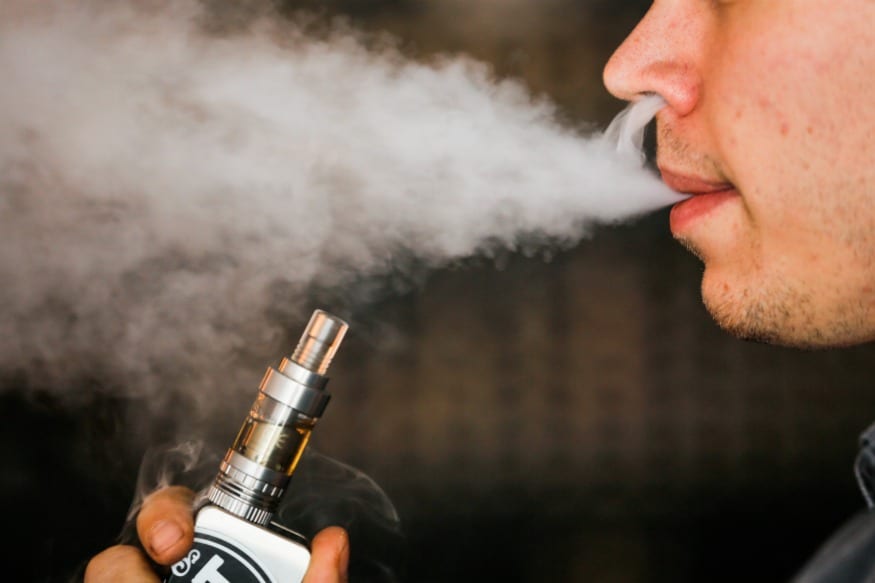 E cigarettes Linked to Depression Poor Heart News18