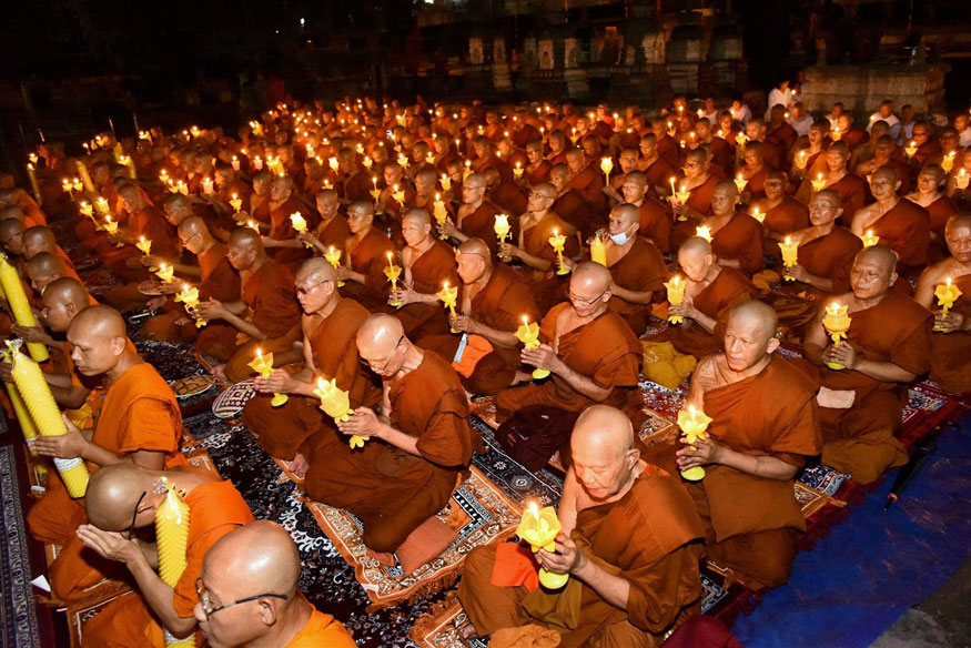 Eat Pray Exercise Thailand s Monks Battle Weight Problems To Gain eat-pray-exercise-thailand-s-monks-battle-weight-problems-to-gain