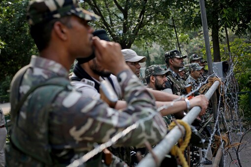 File photo of paramilitary soldiers. Representative image.
 (AP Photo/Altaf Qadri)
