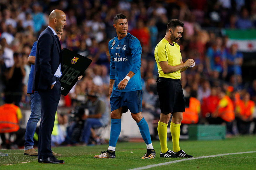 Real Madrid beat Barcelona despite Cristiano Ronaldo's red card