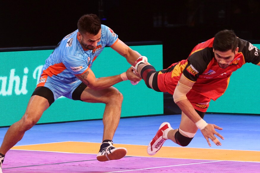 Pro Kabaddi 2017: Bengal Warriors Beat Bengaluru Bulls 33-29 - News18