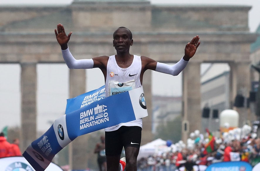 Kipchoge Wins Rainy Berlin Marathon, Misses World Record