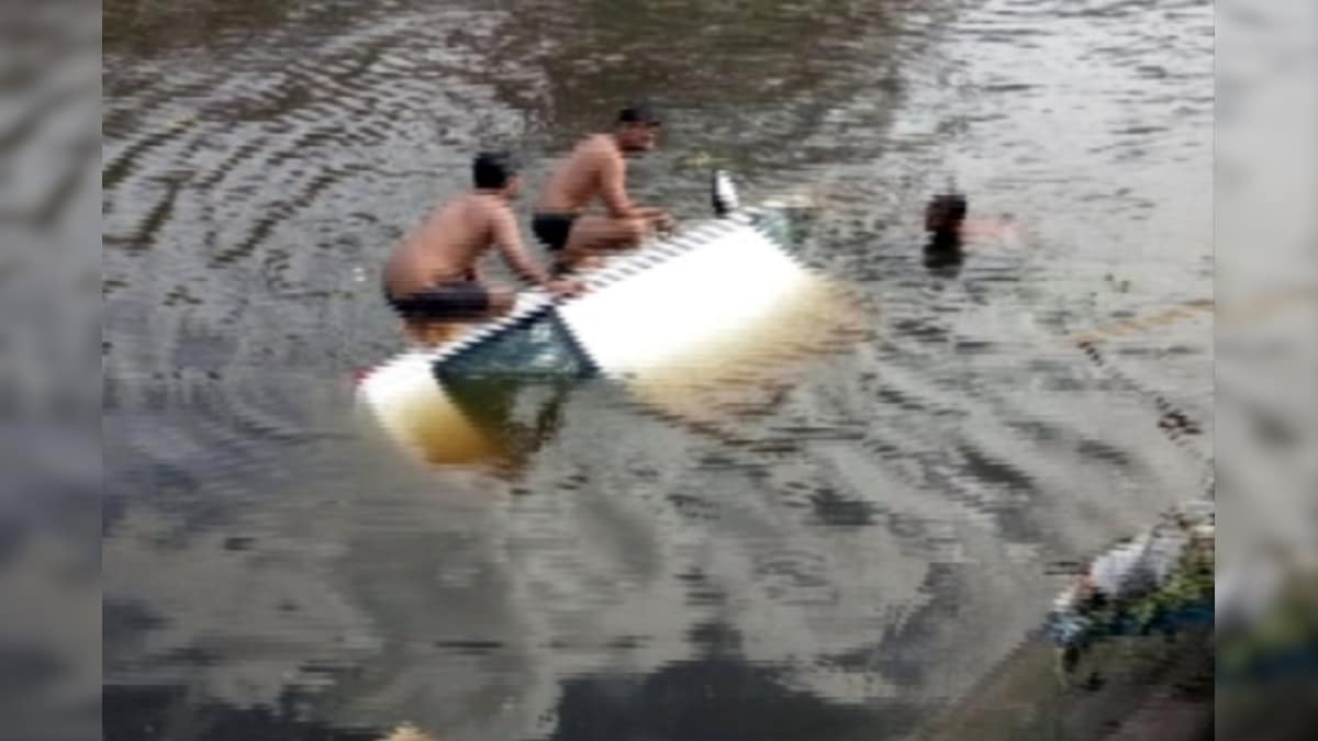 Ghazipur Garbage Dump Caves in; Two Dead, Many Feared Trapped News18