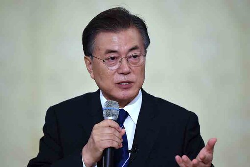 South Korean President Calls Sex Slave Deal With Japan Flawed News18 2948