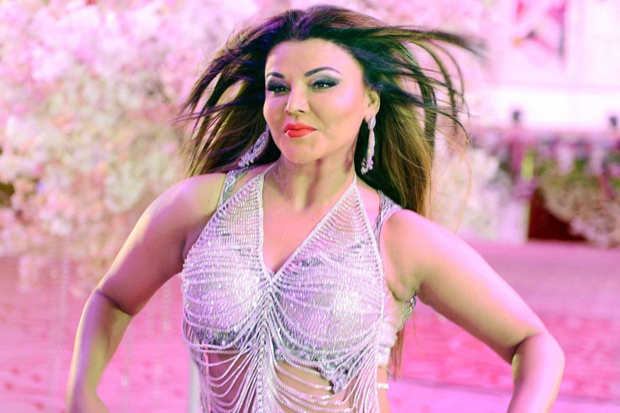 World News: Rakhi Sawant Says Directors Would Ask Her to 'Show Talent