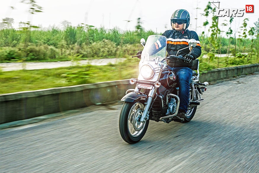 UM-Renegade-Commando-Classic-Riding