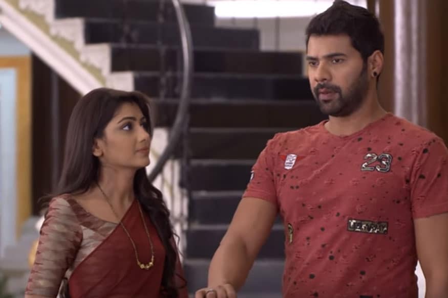 Kumkum Bhagya Episode Update Purab And Disha Meet Abhi And Pragya