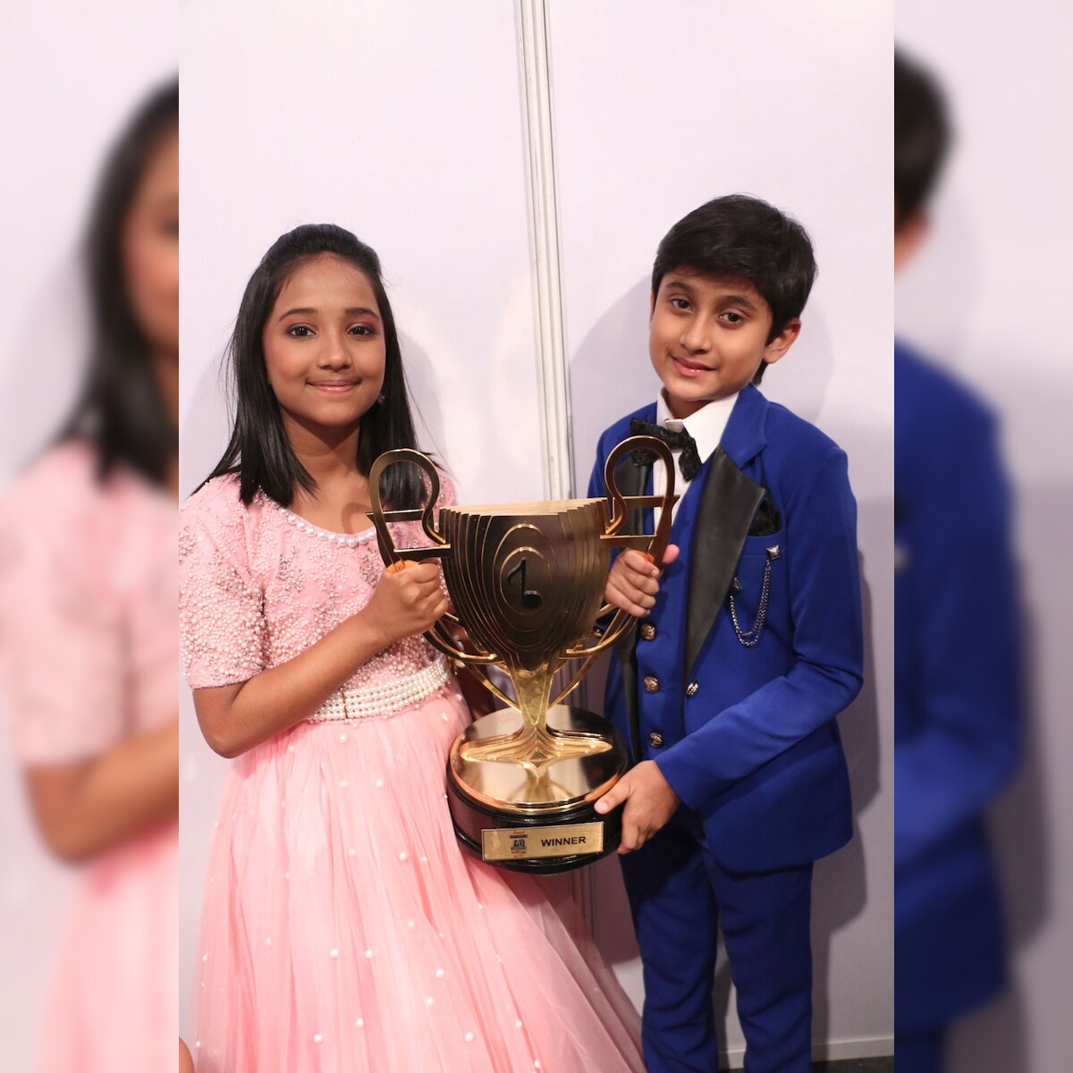 Sa Re Ga Ma Pa L Il Champs 17 Anjali Shreyan Lift The Trophy