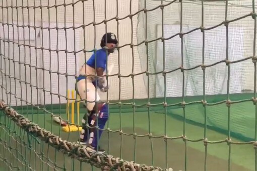 Shikhar Dhawan bats in the nets at the JSCA stadium in Ranchi (Courtesy: BCCI/Twitter)