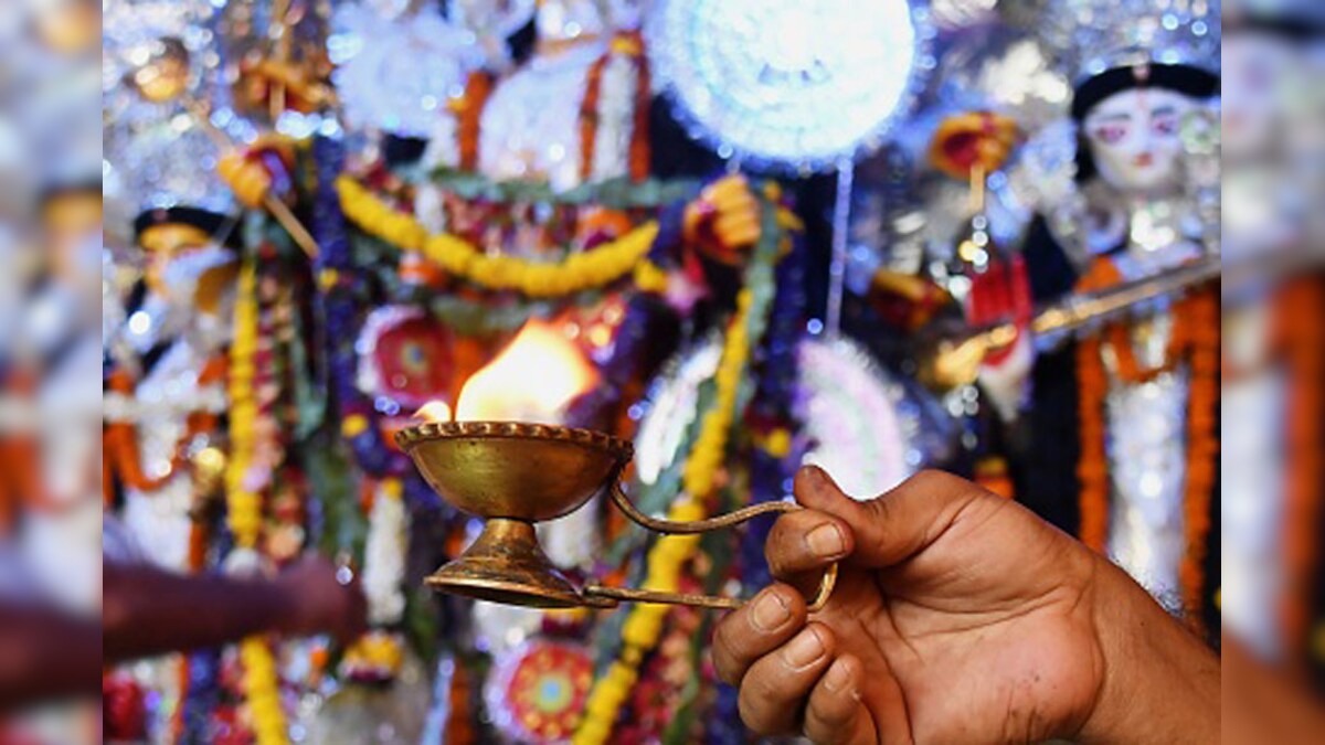Vishwa Hindu Parishad Welcomes Dalit Priests With A Caveat
