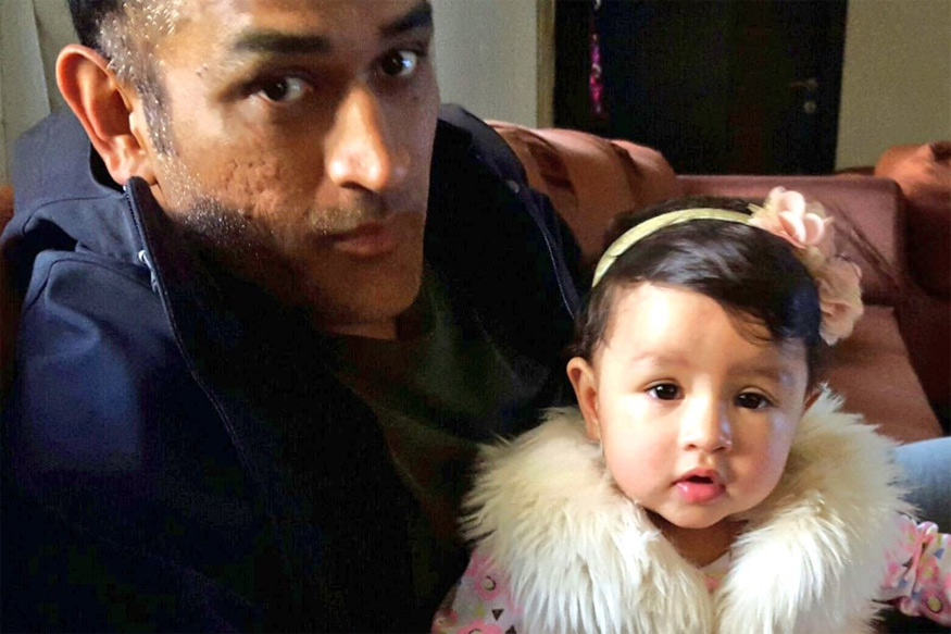 Ms Dhoni S Daughter Ziva Turns 5 See Her Cute Pictures News18