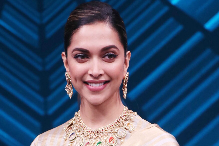 Deepika Padukone Brings Back Dark Bold Lips In Fashion Yet Again