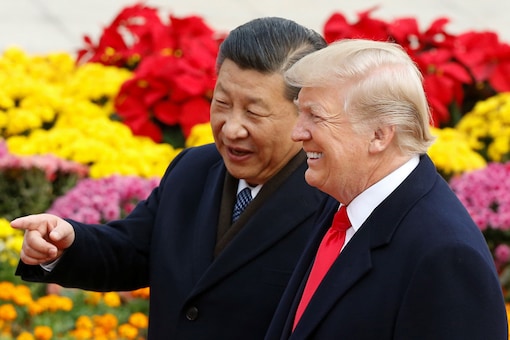 U.S. President Donald Trump and China's President Xi Jinping attend a welcoming ceremony in Beijing, China, November 9, 2017. (Image: REUTERS)