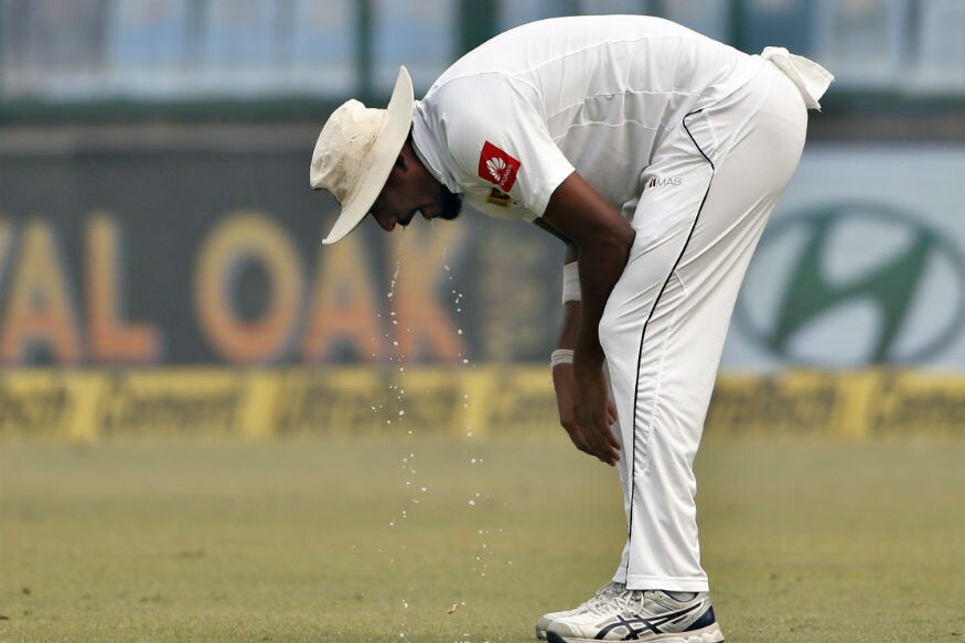India vs Sri Lanka: Delhi Smog Causes Sri Lanka Players to Vomit on Field