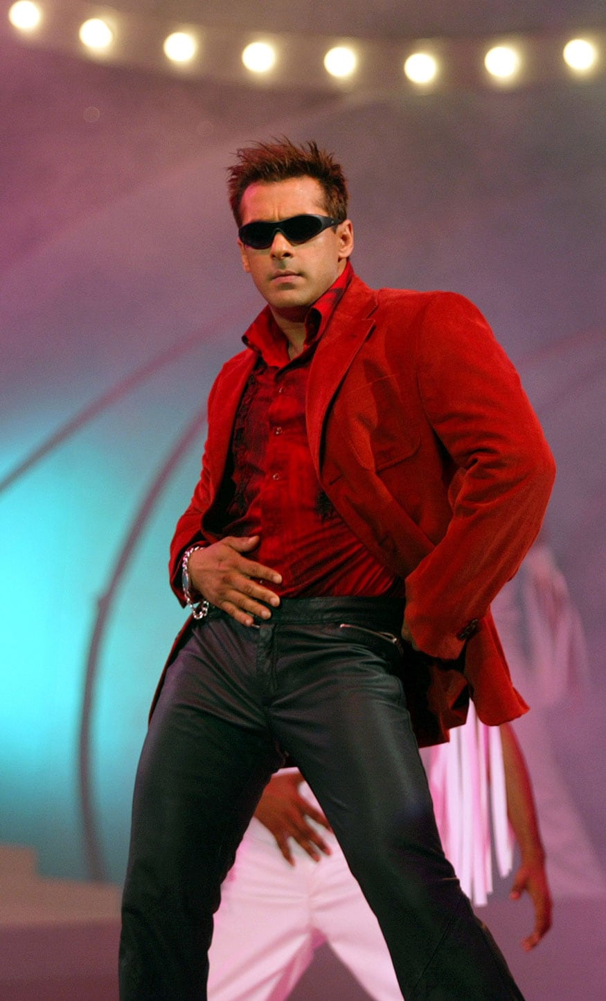 salman khan in red t shirt