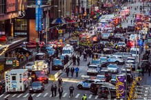 ISIS-inspired Bomber Strikes New York Commuter Hub at Rush Hour, Held
