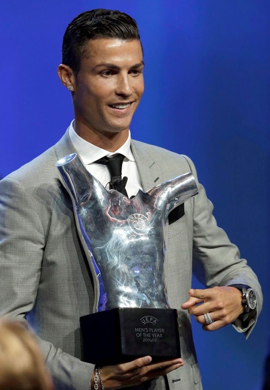 Cristiano Ronaldo Wins Ballon d' Or 2017 - News18