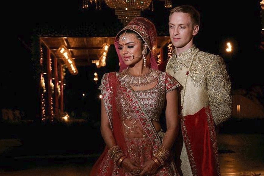 Aashka Goradia-Brent Goble Wedding Looks Nothing Less Than a Dream; See Pics Aashka Goradia-Brent Goble Wedding Looks Nothing Less Than a Dream; See Pics