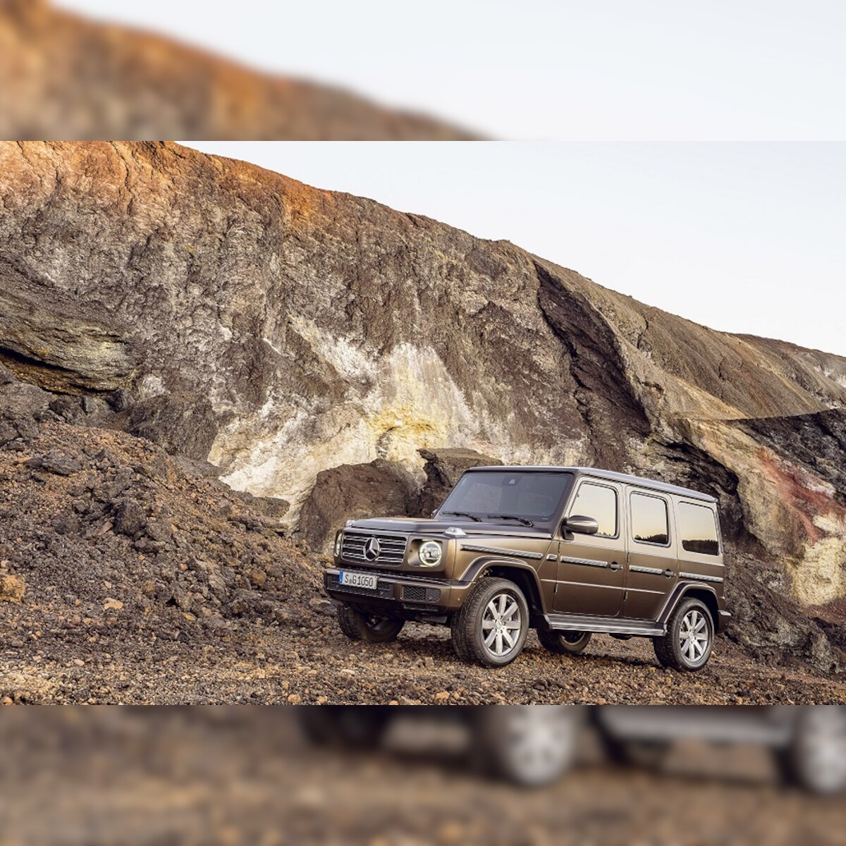 Mercedes Benz Unveils 18 G Class Suv Goes Jurassic Park With Original G Wagen At Detroit