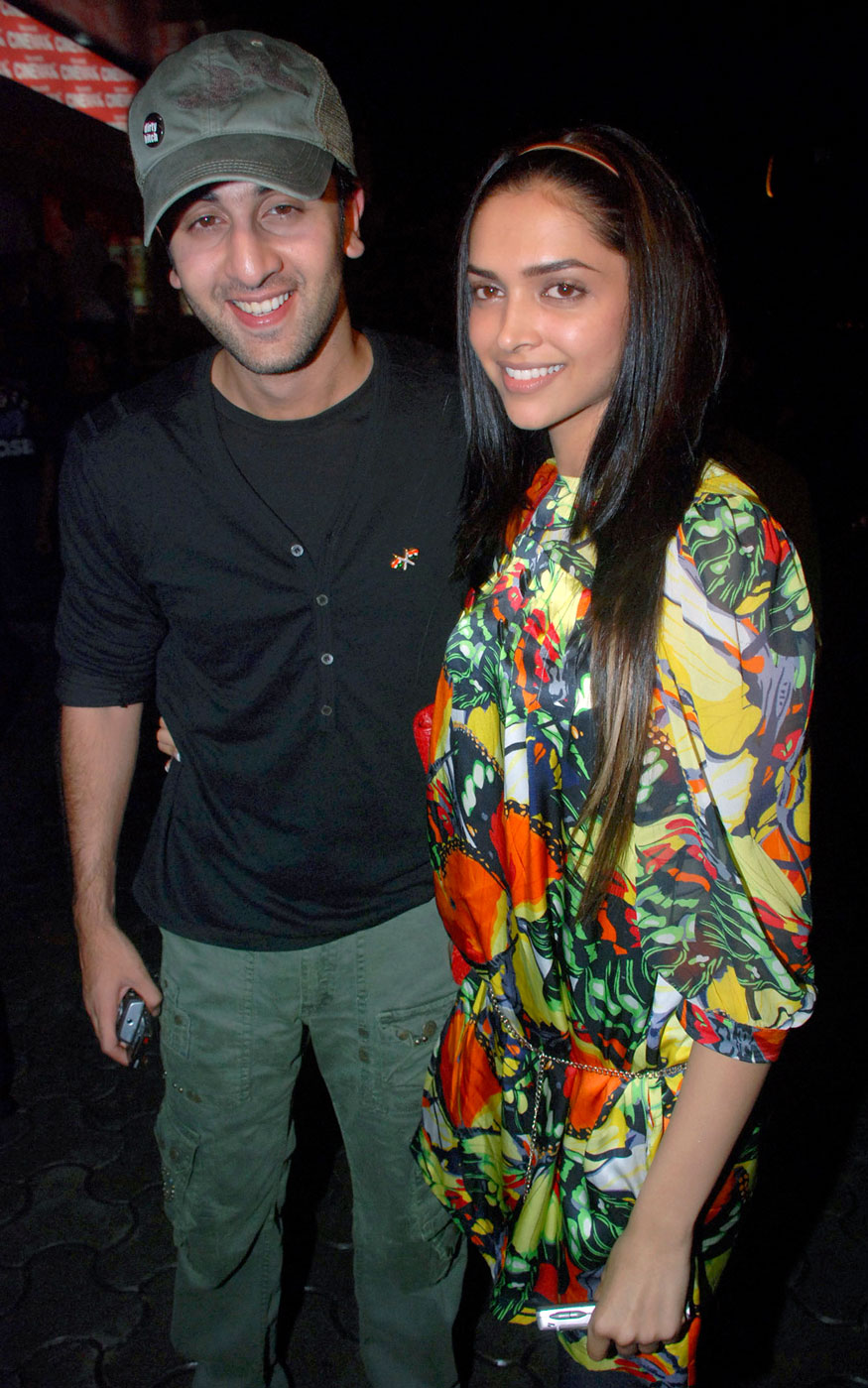  Ranbir Kapoor and Deepika Padukone during happier times. (Image: Reuters)