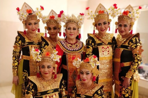 The troupe counts Muslims, Buddhists, Christians and Hindus among its members. (Eram Agha/News18.com)
