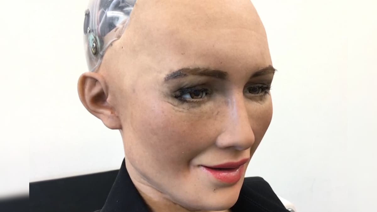 Robot Saudi Arabia Citizen, Sophia the World's First