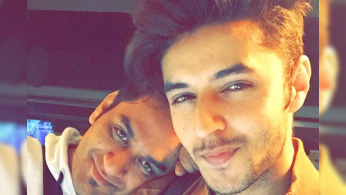 विकास गुप्ता के भाई सिद्धार्थ ने आरोप लगाया कि उन्होंने प्रशंसकों को भुगतान किया, प्रियांक के साथ मतभेद और अधिक विकास गुप्ता के भाई सिद्धार्थ ने आरोप लगाया कि उन्होंने प्रशंसकों को भुगतान किया, प्रियांक के साथ मतभेद और अधिक