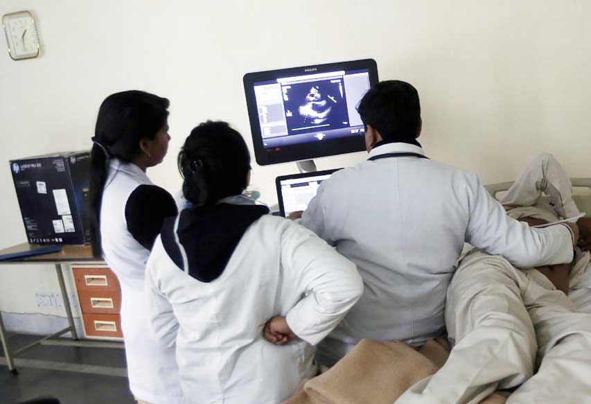 HP Govt Reduces by Half Bond Money for Doctors Pursuing PG Courses: CM Thakur