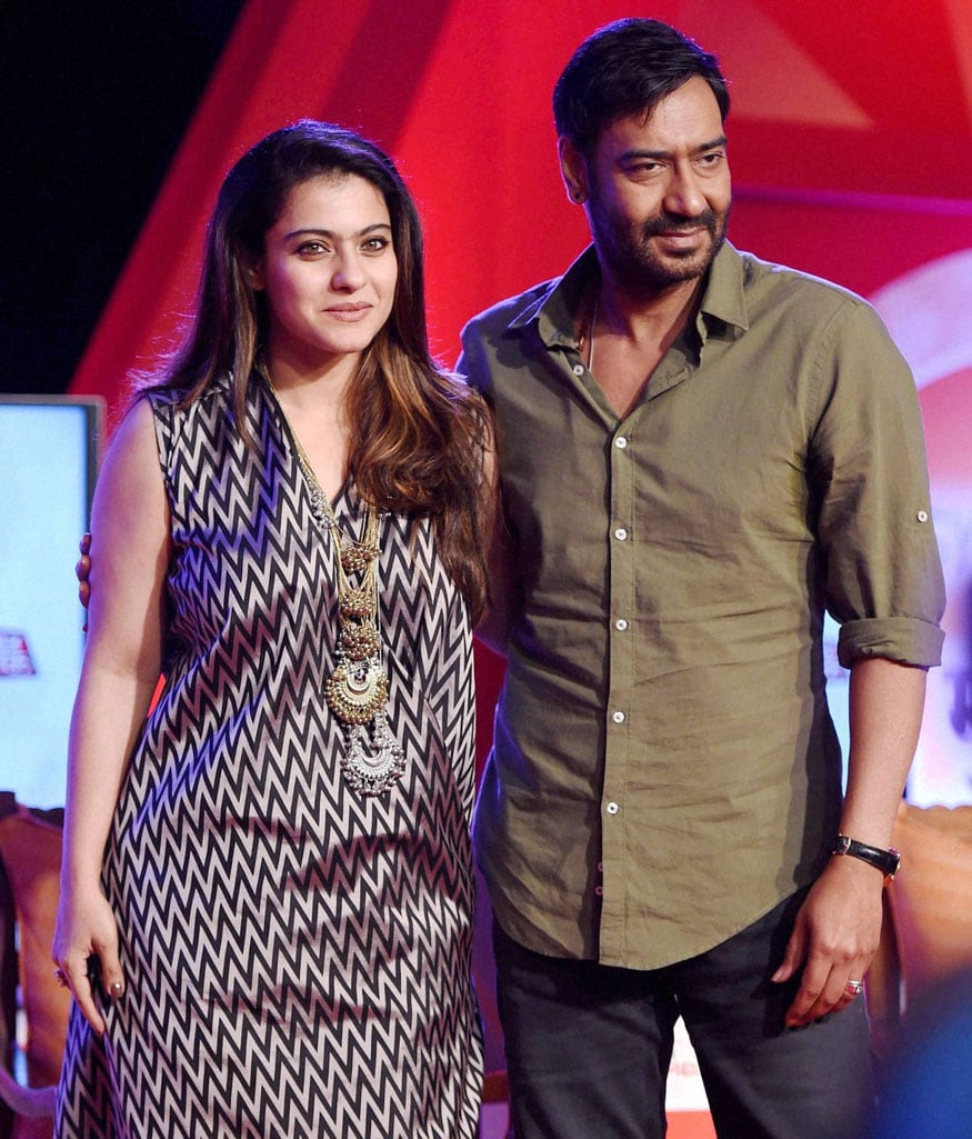 28 Bollywood s Most Beautiful Cutest Couples Photos News18 28-bollywood-s-most-beautiful-cutest-couples-photos-news18