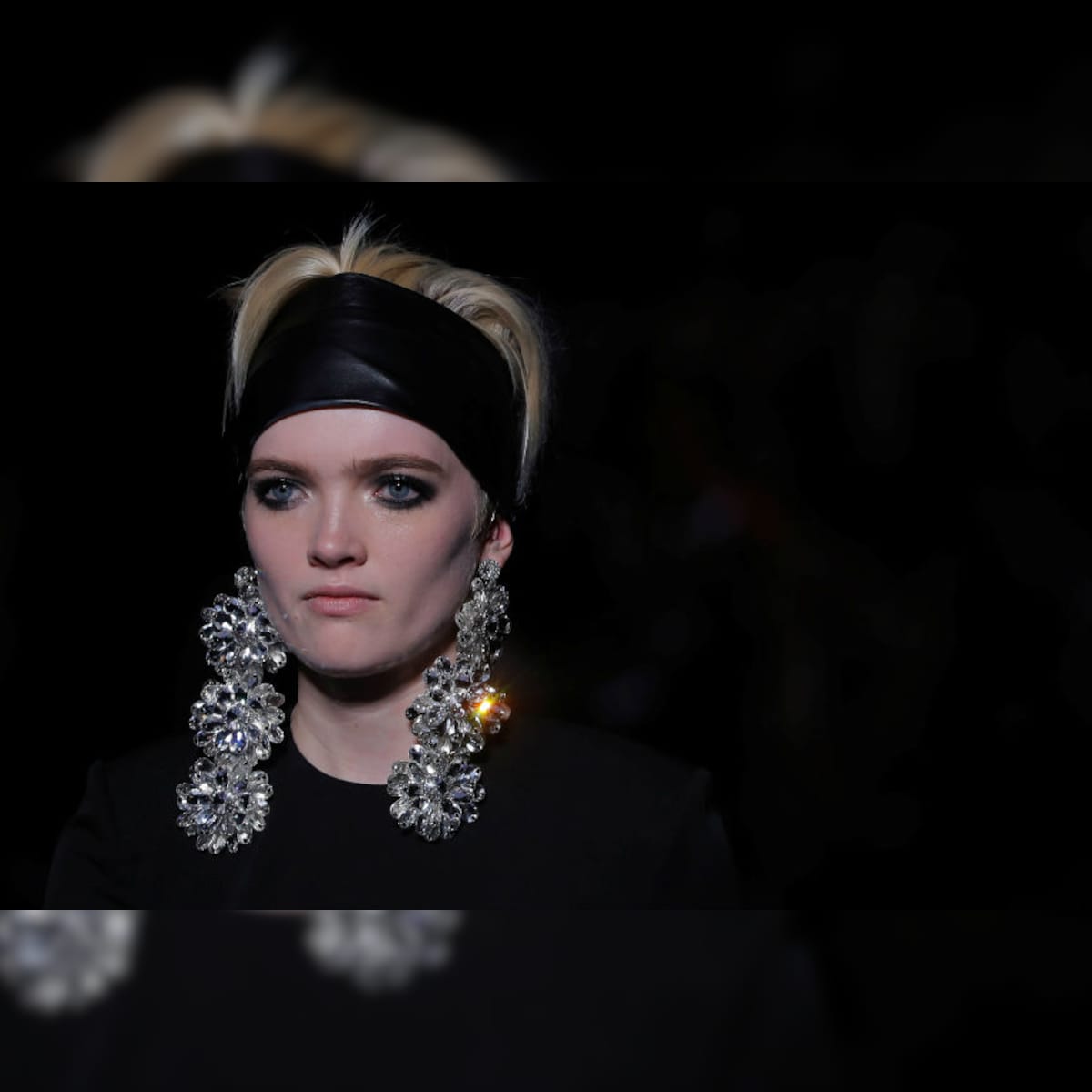 New York Fashion Week Brings Back Retro Hair Accessories New York Fashion Week Brings Back Retro Hair Accessories