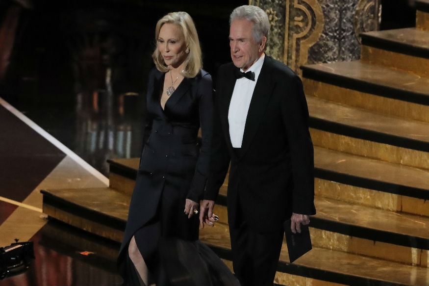 (Photo: Faye Dunaway and Warren Beatty at the 90th Academy Awards/ Reuters)