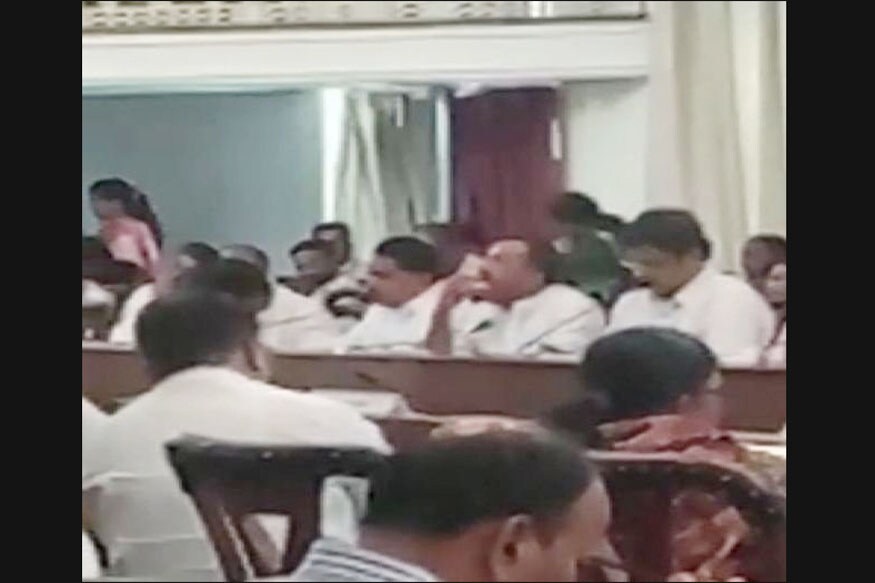 Now, BJP Leaders Caught on Camera Snacking During Fast in Pune