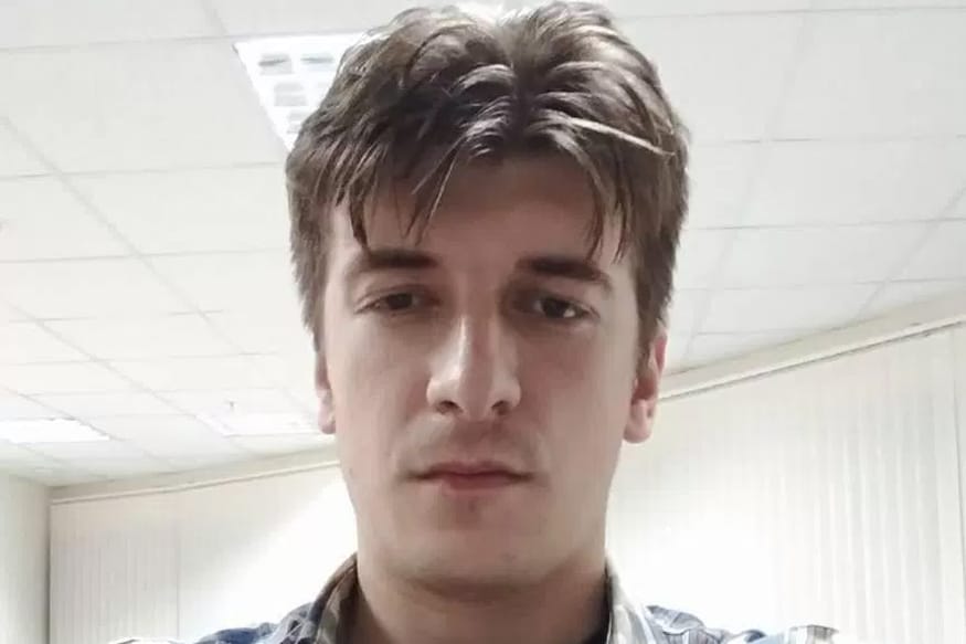 Investigative Journalist Who Wrote on Russia's Shadow Army in Syria Dies After Balcony Fall